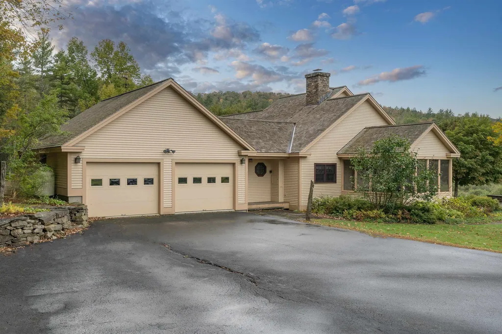589 College Hill Road Woodstock VT 05091