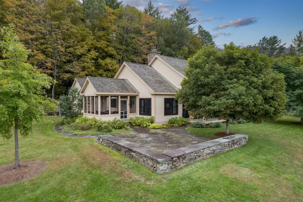 589 College Hill Road Woodstock VT 05091