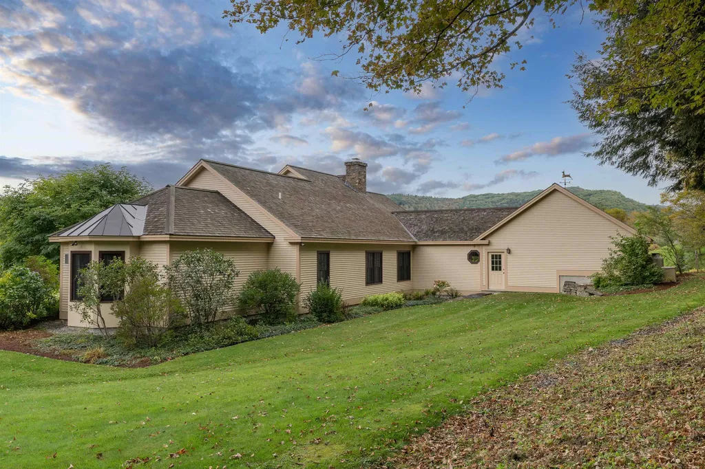589 College Hill Road Woodstock VT 05091