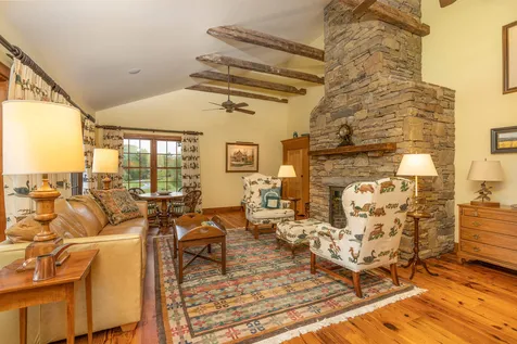 589 College Hill Road Woodstock VT 05091