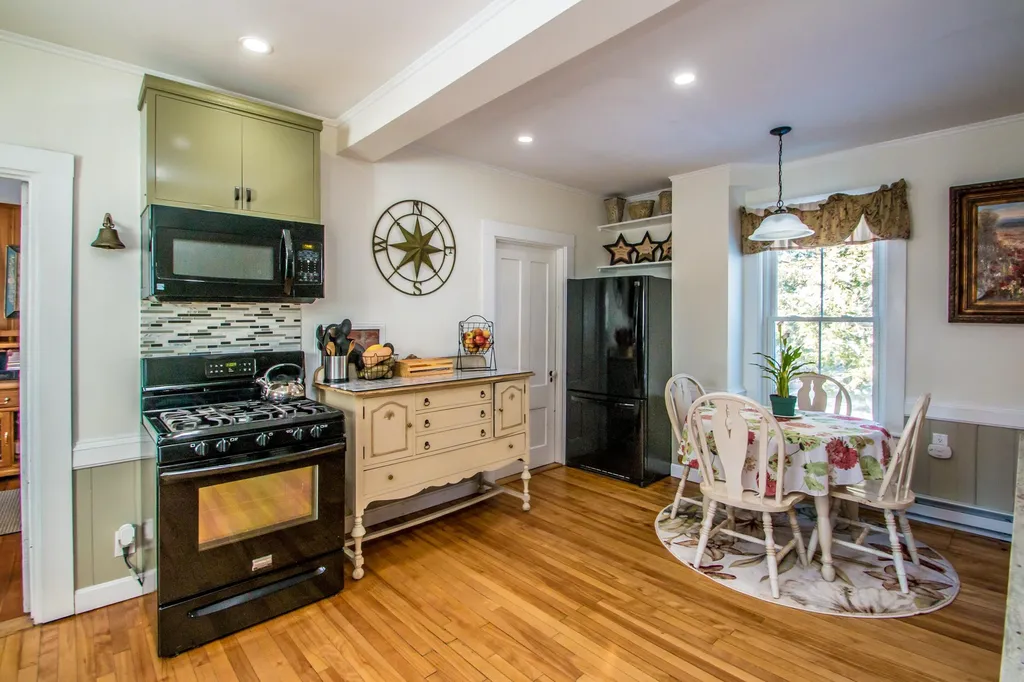 47 Elm Street Fryeburg ME 04037