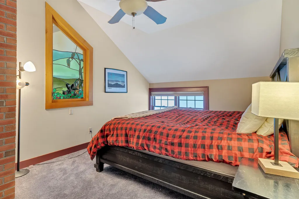 67 Grassy Lane Woodstock VT 05091