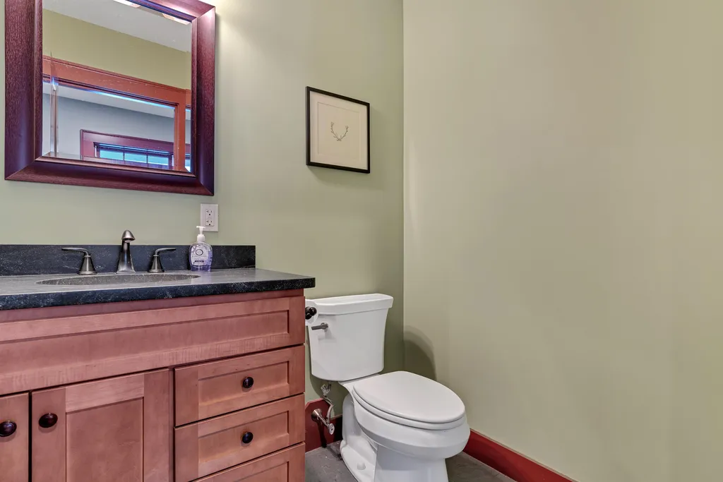 67 Grassy Lane Woodstock VT 05091
