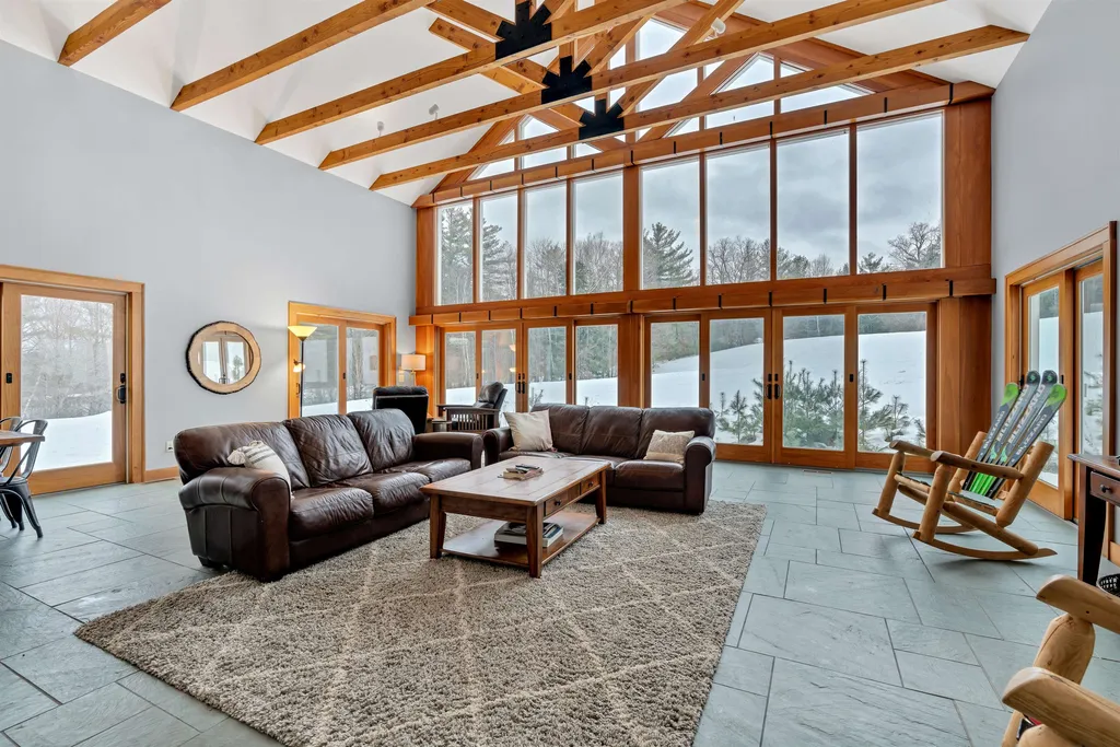 67 Grassy Lane Woodstock VT 05091