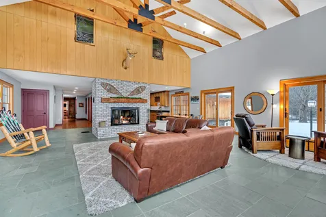 67 Grassy Lane Woodstock VT 05091
