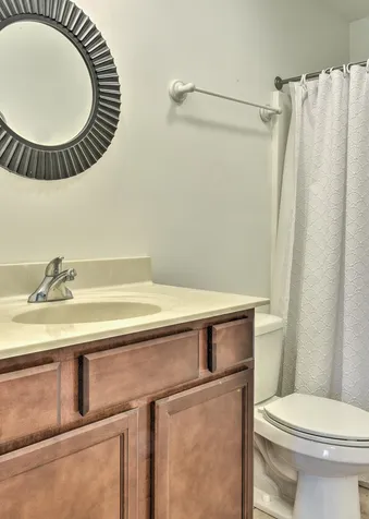 28 Owens Drive Swanzey NH 03446