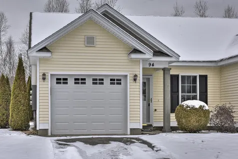 28 Owens Drive Swanzey NH 03446