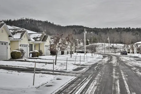 28 Owens Drive Swanzey NH 03446