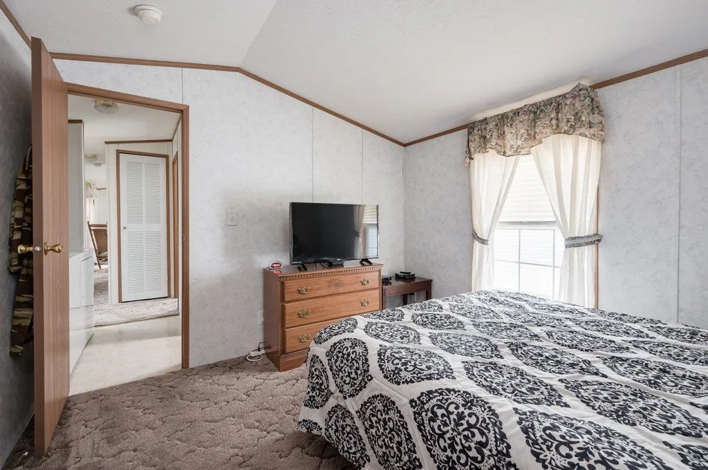 12 Blackberry Place Kittery ME 03904