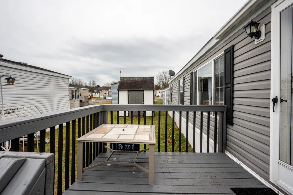 12 Blackberry Place Kittery ME 03904