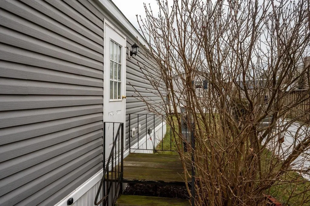 12 Blackberry Place Kittery ME 03904