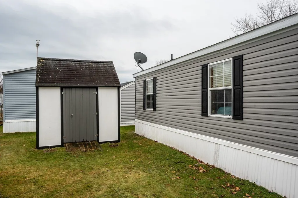 12 Blackberry Place Kittery ME 03904