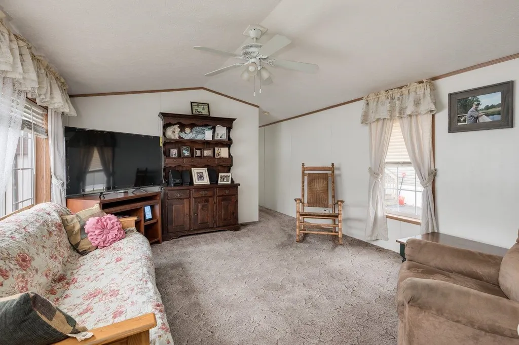 12 Blackberry Place Kittery ME 03904