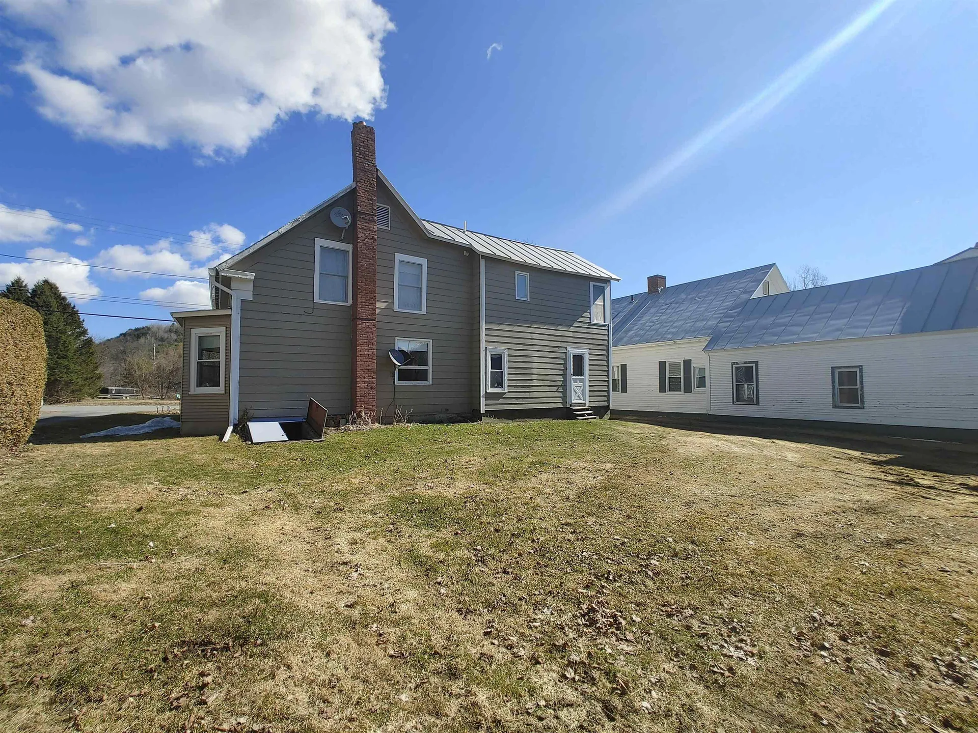 13 Maple Avenue Chelsea VT 05038