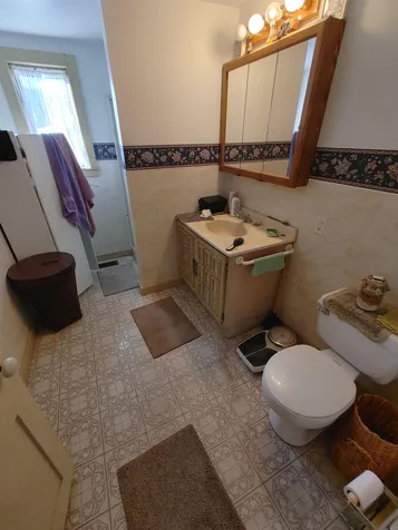 13 Maple Avenue Chelsea VT 05038