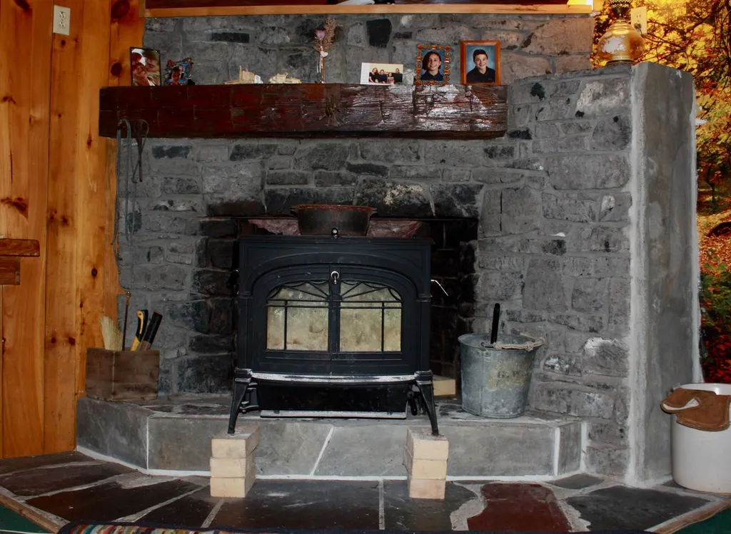 2549 South Lincoln Road Lincoln VT 05443