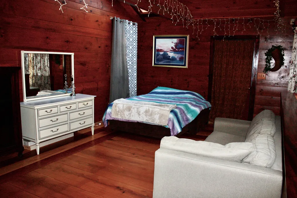 2549 South Lincoln Road Lincoln VT 05443