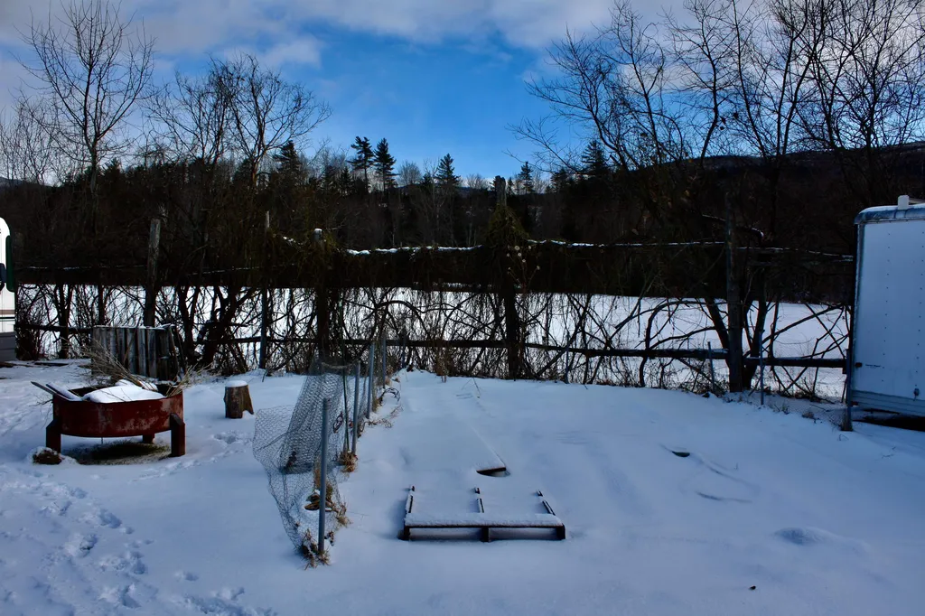 2549 South Lincoln Road Lincoln VT 05443
