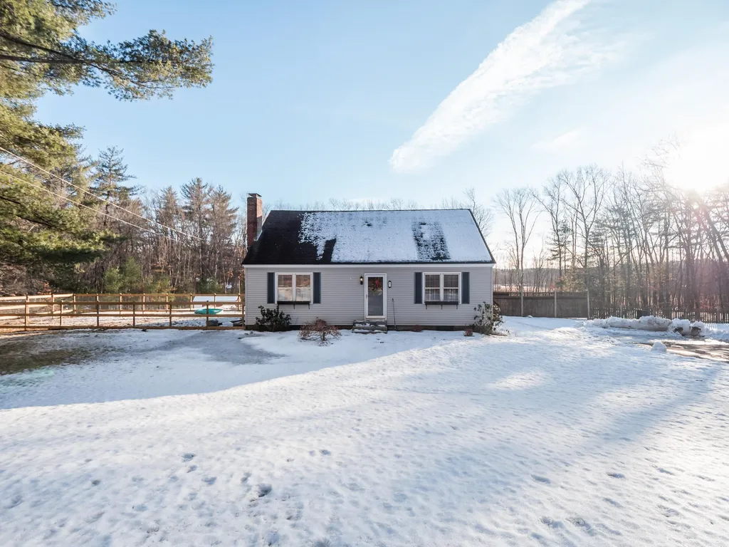 47 Merrimack Road Amherst NH 03031