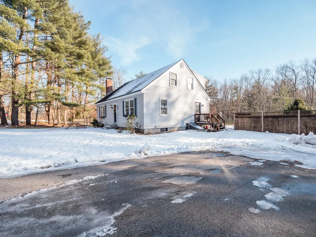 47 Merrimack Road Amherst NH 03031