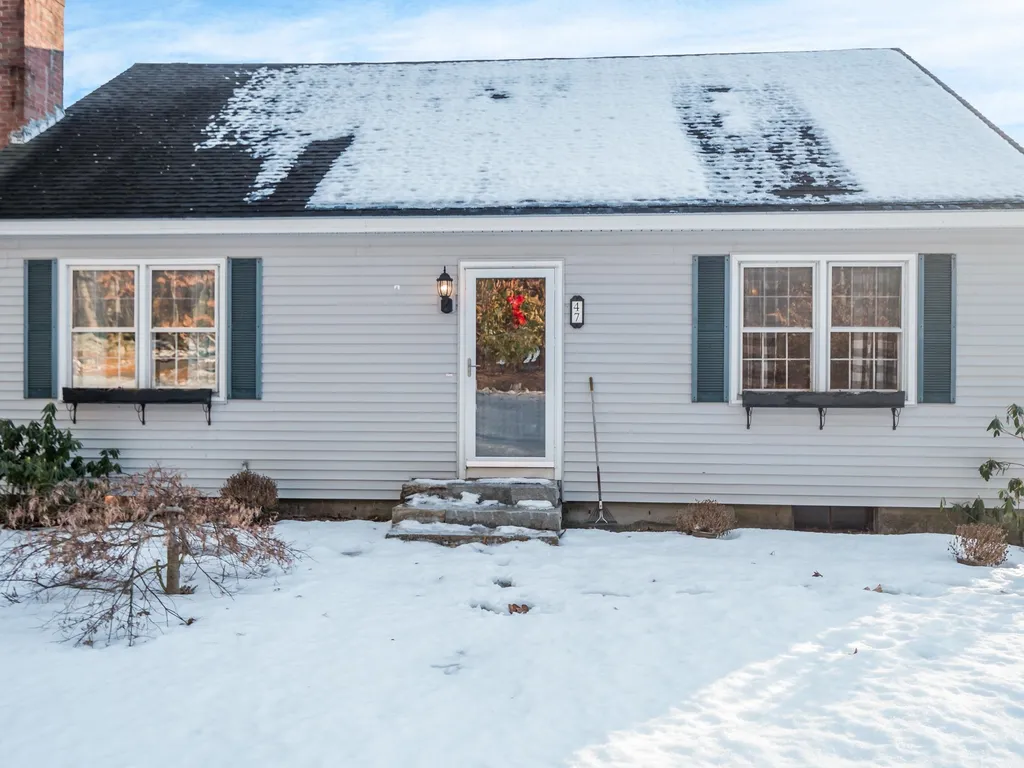 47 Merrimack Road Amherst NH 03031