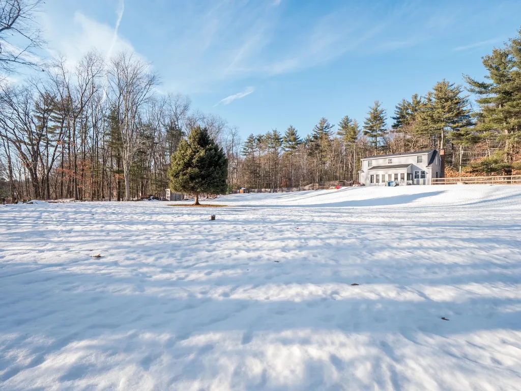 47 Merrimack Road Amherst NH 03031