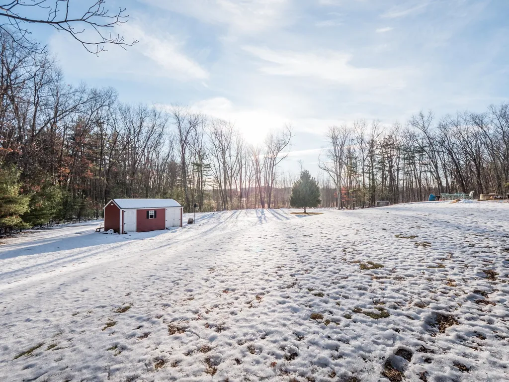 47 Merrimack Road Amherst NH 03031
