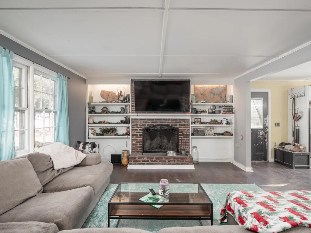 47 Merrimack Road Amherst NH 03031