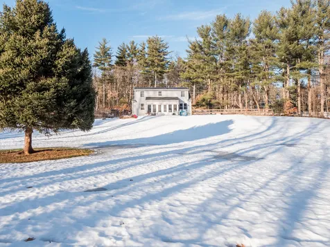 47 Merrimack Road Amherst NH 03031