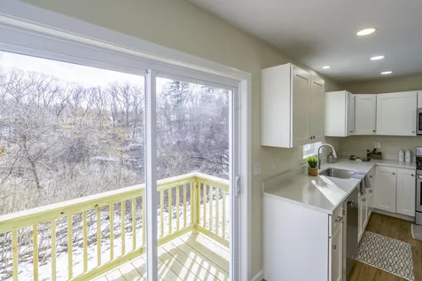 54 Ingalls Street Nashua NH 03060