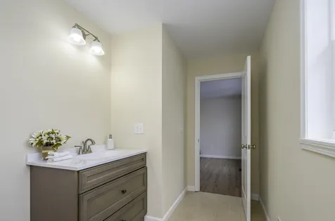54 Ingalls Street Nashua NH 03060