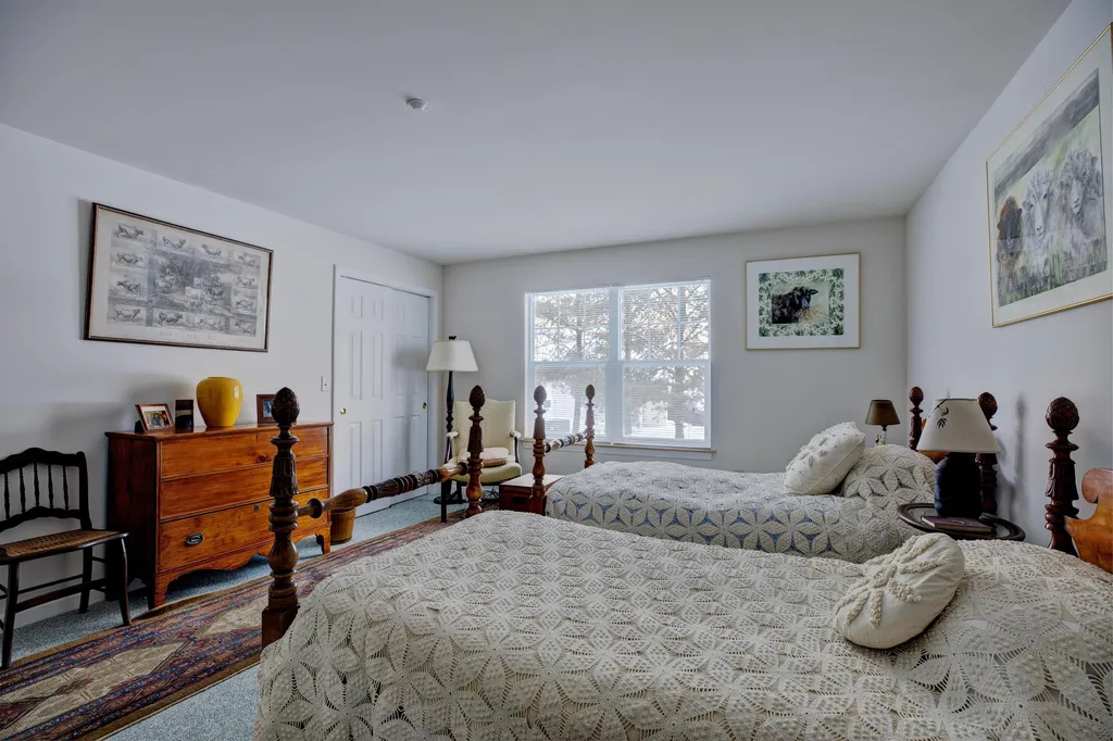 10 Linden Drive Lebanon NH 03784