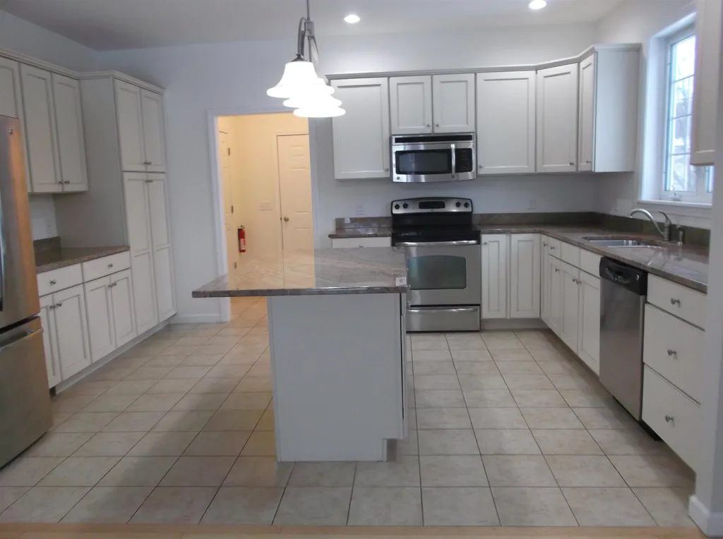 89 Nicklaus Circle South Burlington VT 05403