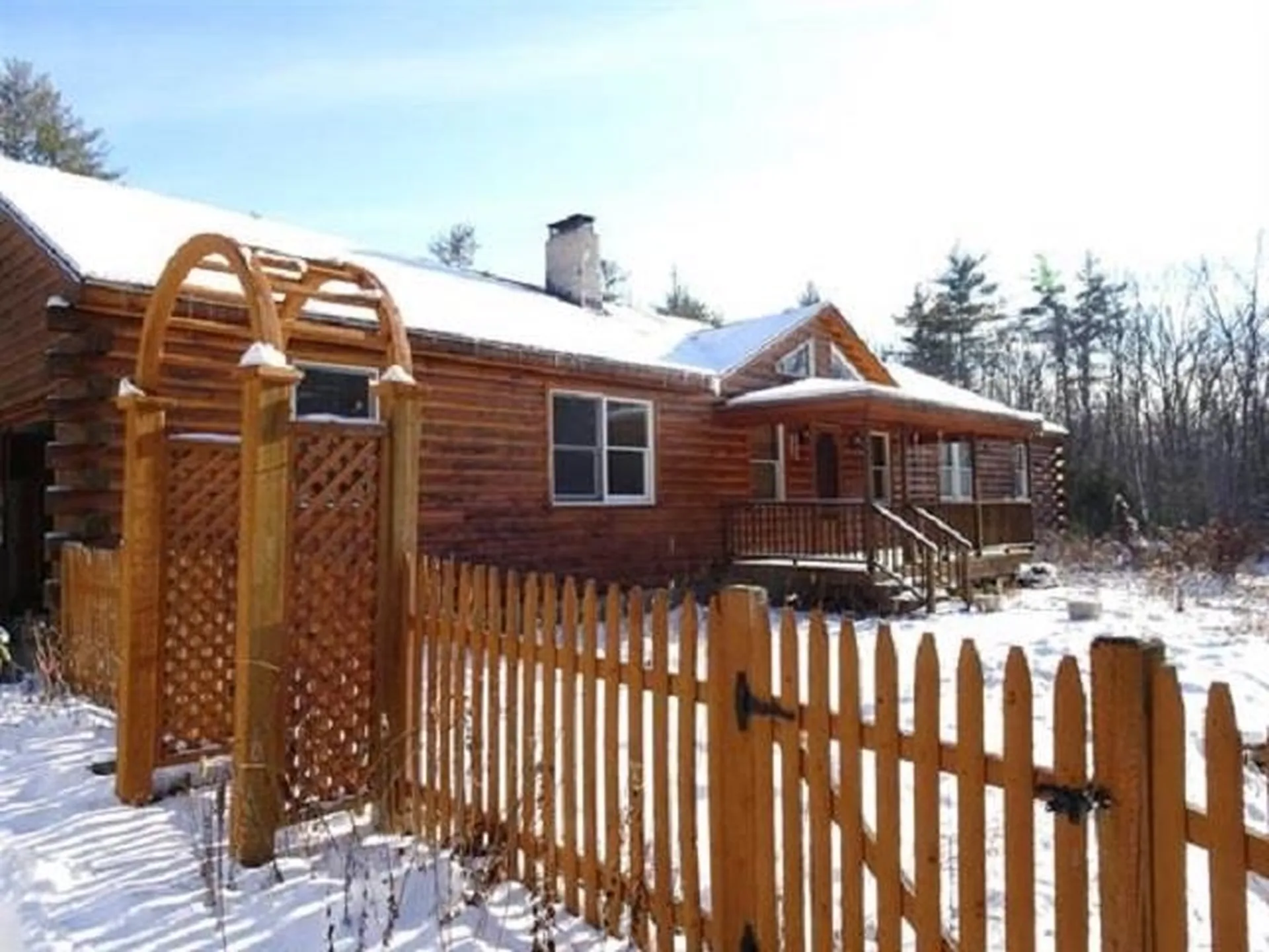12 Back Road Chichester NH 03258