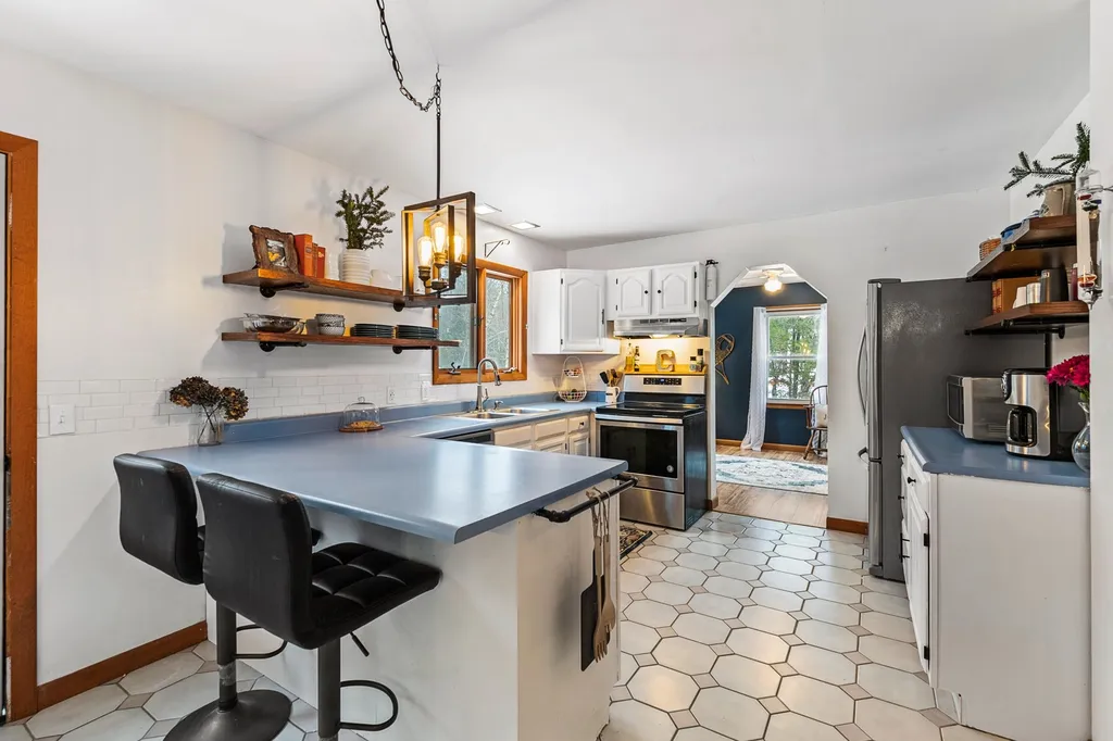 45 Old County Road South Newbury NH 03255