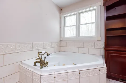 228 Long Hill Road Dover NH 03820