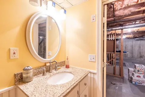 228 Long Hill Road Dover NH 03820