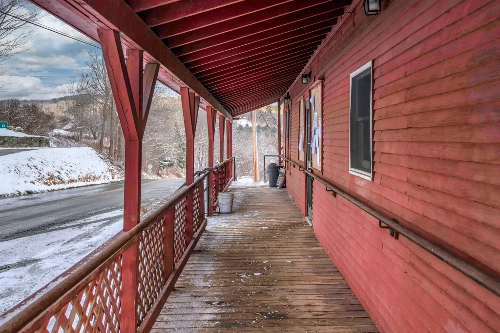 7868 Pomfret Road Pomfret VT 05053
