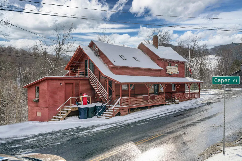 7868 Pomfret Road Pomfret VT 05053