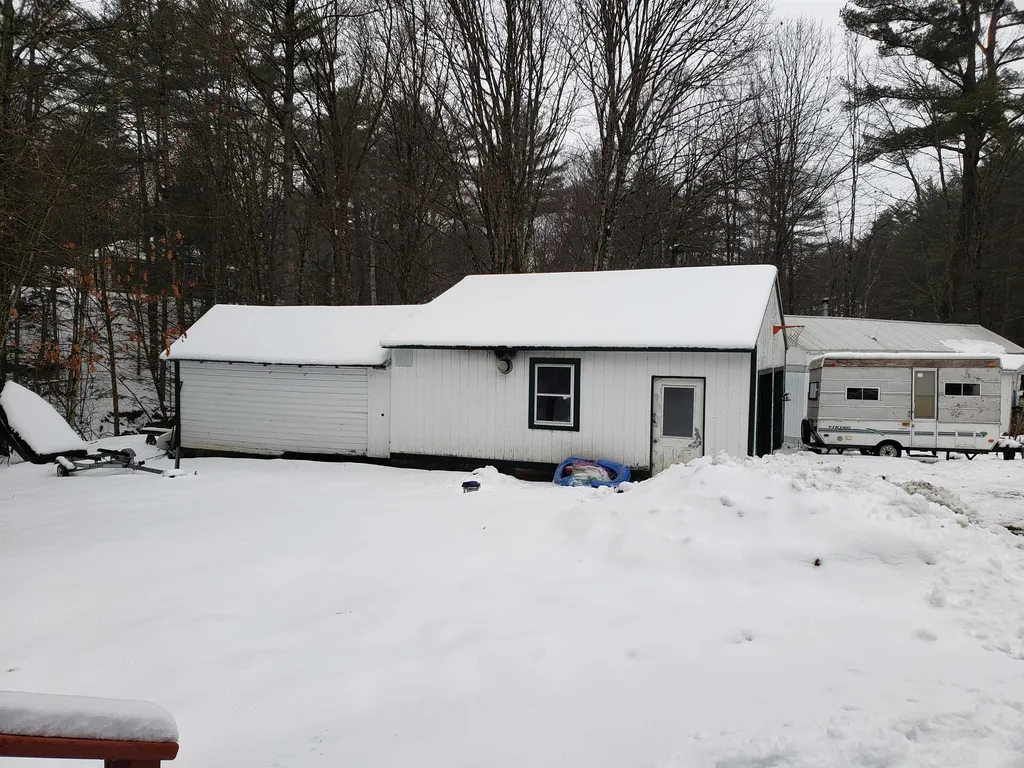 2939 & 2945 Route 25a Orford NH 03777