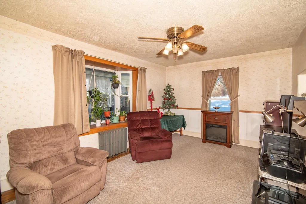 95 Winter Street Tilton NH 03276