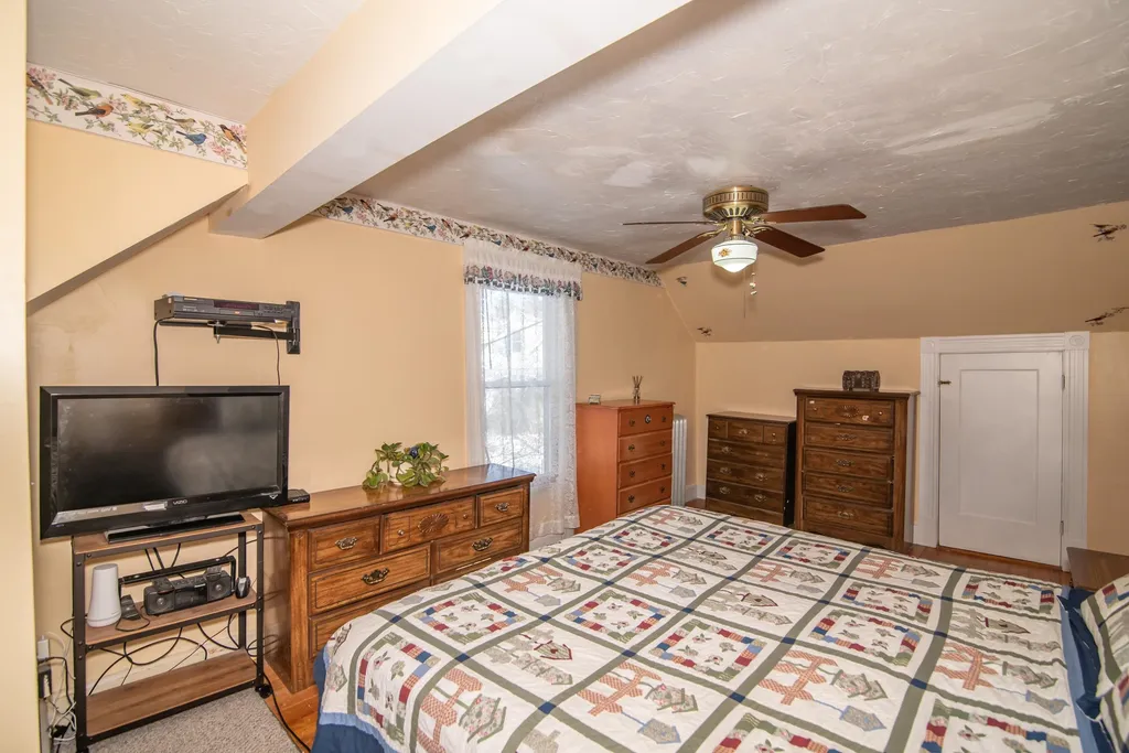 95 Winter Street Tilton NH 03276