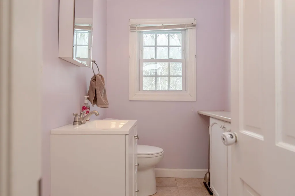 9 Nash Parkway Somersworth NH 03878