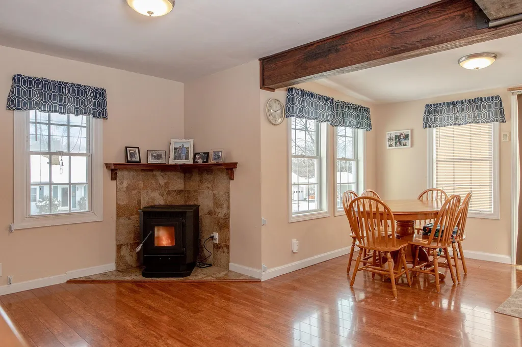 9 Nash Parkway Somersworth NH 03878