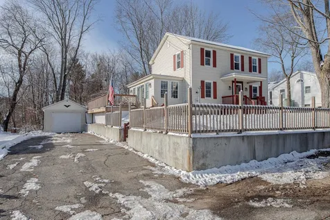 9 Nash Parkway Somersworth NH 03878