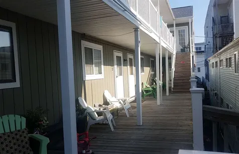 12 G Street Hampton NH 03842