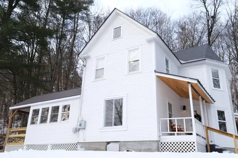 6 Gleascott Avenue Ludlow VT 05149