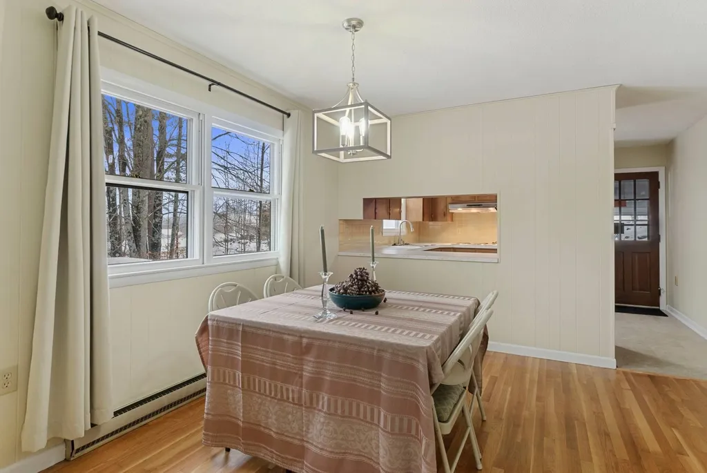64 Daisy Hill Road Lebanon NH 03766