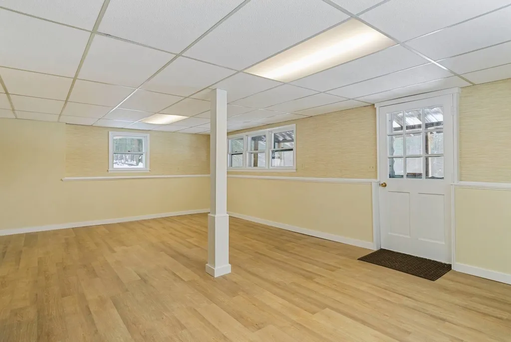 64 Daisy Hill Road Lebanon NH 03766