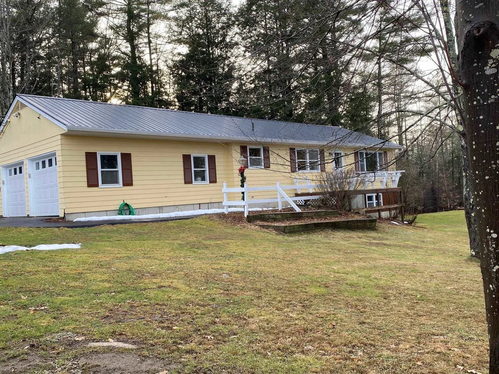64 Daisy Hill Road Lebanon NH 03766